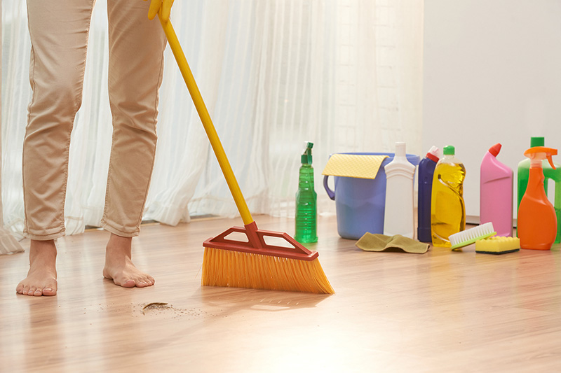 Indoor & Outdoor Cleaning Supplies